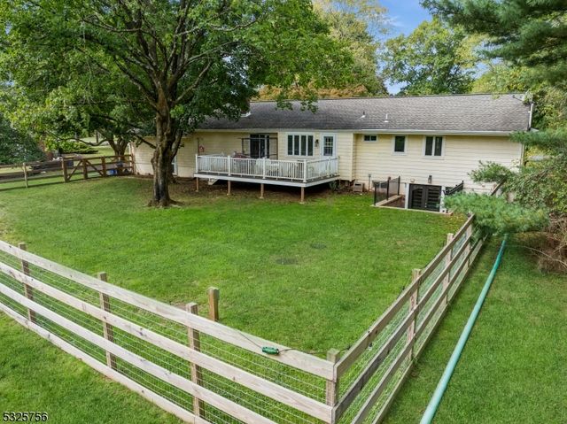 102 Jamestown Rd, Montgomery Twp., NJ 08502