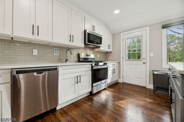 102 Jamestown Rd, Montgomery Twp., NJ 08502