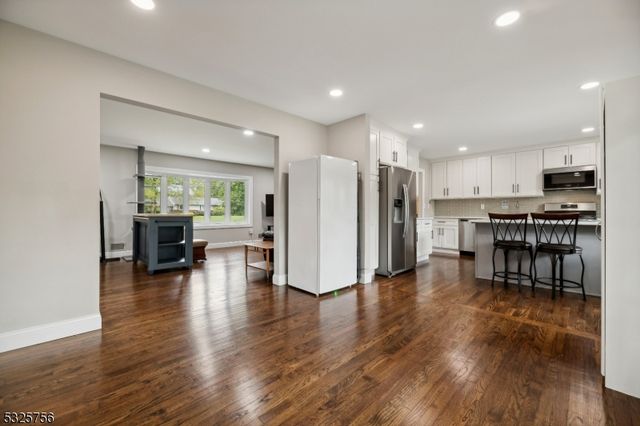 102 Jamestown Rd, Montgomery Twp., NJ 08502