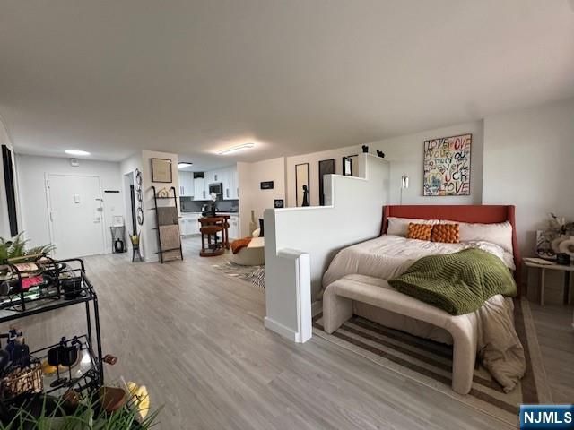 1203 River 5G, Edgewater, NJ 07020