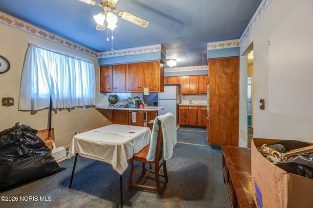 820 Mackow Drive, Toledo, OH 43607