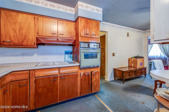 820 Mackow Drive, Toledo, OH 43607