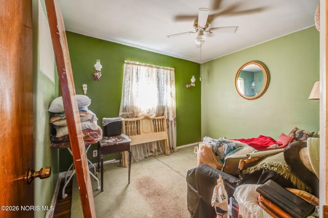 820 Mackow Drive, Toledo, OH 43607