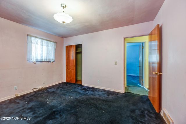 820 Mackow Drive, Toledo, OH 43607