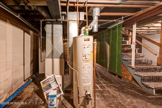 820 Mackow Drive, Toledo, OH 43607