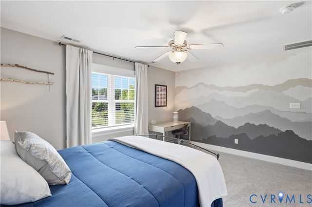 4818 Queen Carolyn Ln, Studley, VA 23116