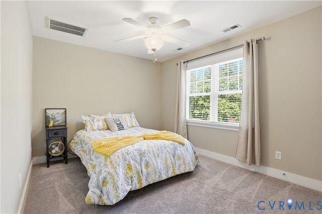 4818 Queen Carolyn Ln, Studley, VA 23116