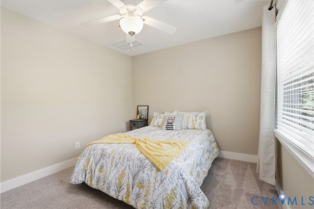 4818 Queen Carolyn Ln, Studley, VA 23116