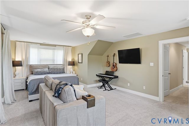 4818 Queen Carolyn Ln, Studley, VA 23116