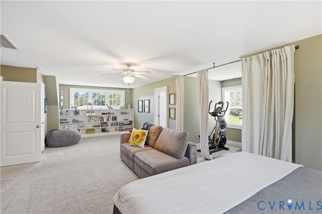 4818 Queen Carolyn Ln, Studley, VA 23116