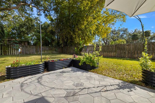 5901 N KENNETH AVENUE, Tampa, FL 33604