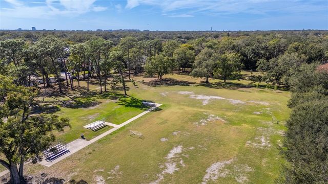 5901 N KENNETH AVENUE, Tampa, FL 33604