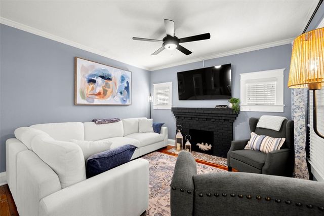 5901 N KENNETH AVENUE, Tampa, FL 33604