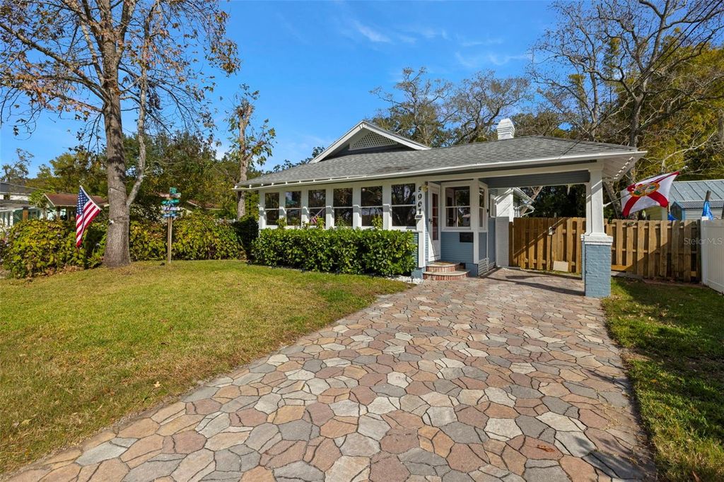 5901 N KENNETH AVENUE, Tampa, FL 33604