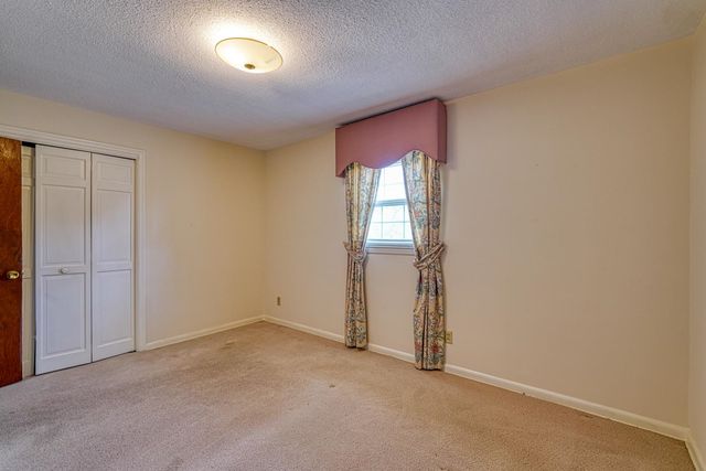 180 Herrle Road, Campobello, SC 29322