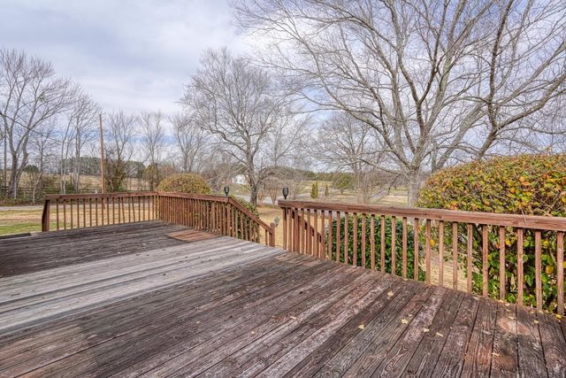 180 Herrle Road, Campobello, SC 29322