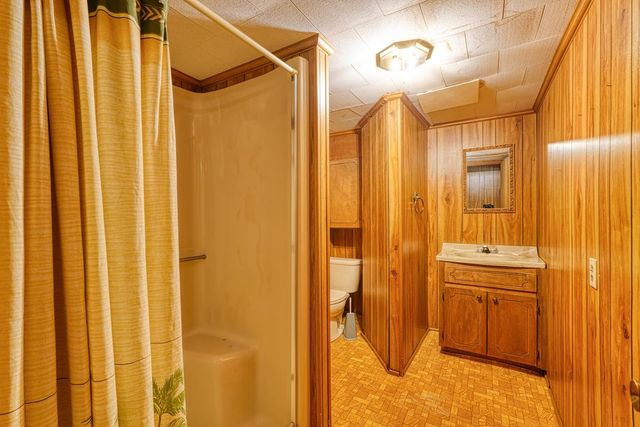 180 Herrle Road, Campobello, SC 29322