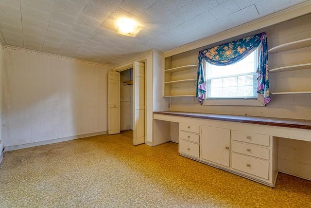 180 Herrle Road, Campobello, SC 29322