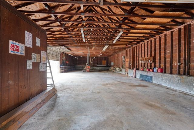 180 Herrle Road, Campobello, SC 29322