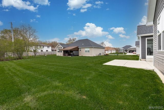 92 Country Club Court, Grand Island, NY 14072