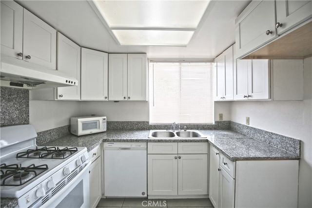 1211 Huntington Drive H, South Pasadena, CA 91030