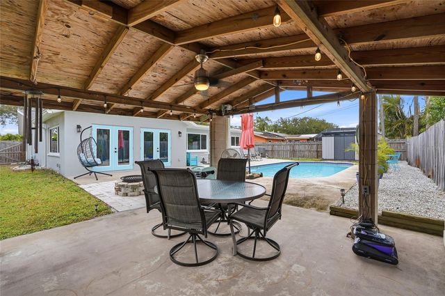 921 DEVILLE DRIVE E, Largo, FL 33771