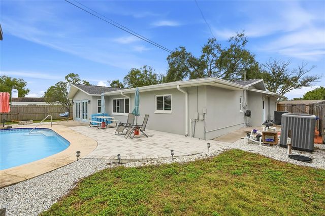 921 DEVILLE DRIVE E, Largo, FL 33771