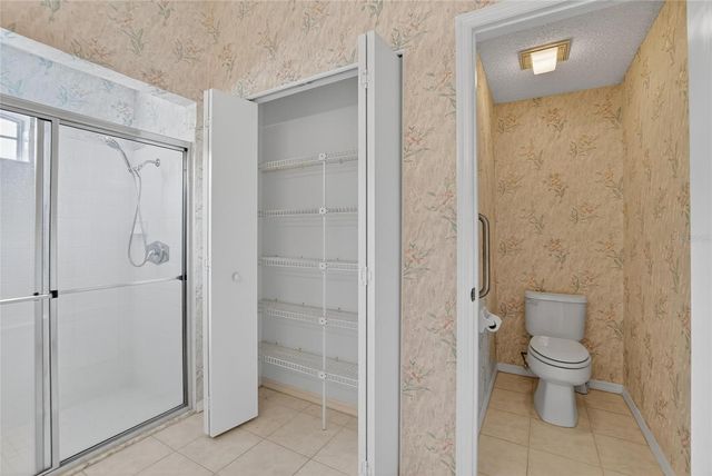 331 CALOOSA PALMS COURT, Sun City Center, FL 33573