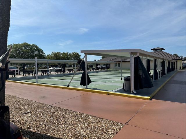 331 CALOOSA PALMS COURT, Sun City Center, FL 33573