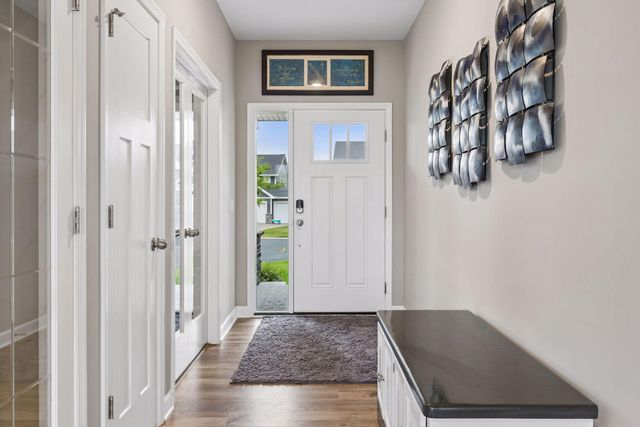 12919 Amiens Circle, Rosemount, MN 55068