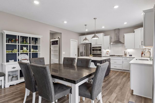 12919 Amiens Circle, Rosemount, MN 55068