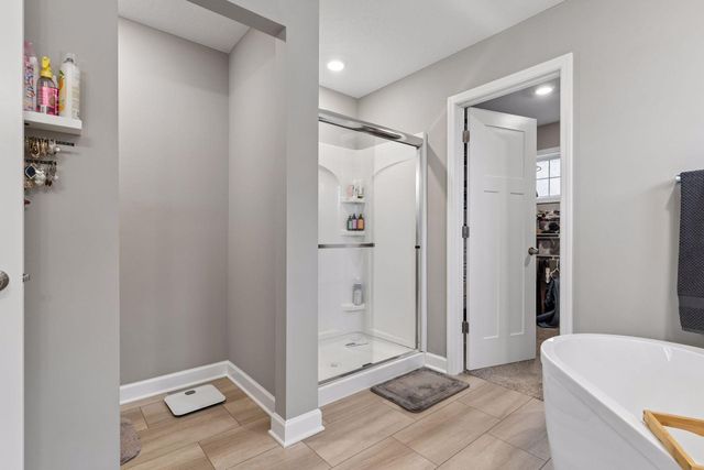 12919 Amiens Circle, Rosemount, MN 55068