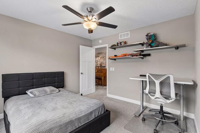 12919 Amiens Circle, Rosemount, MN 55068