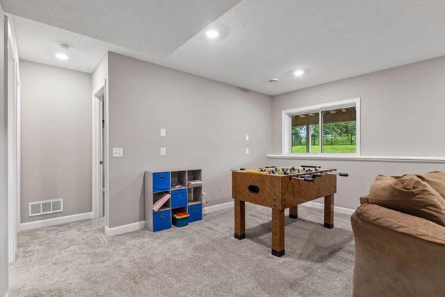 12919 Amiens Circle, Rosemount, MN 55068