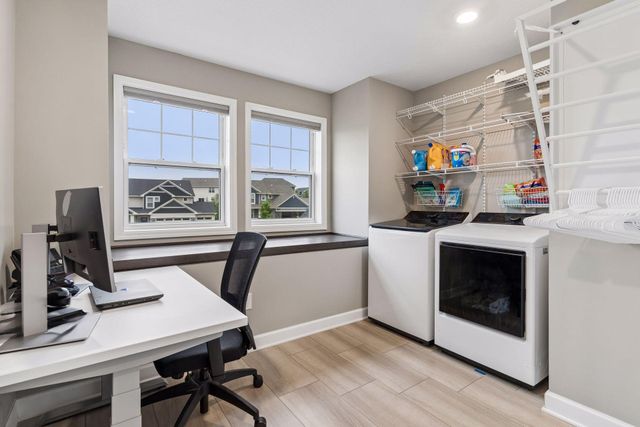 12919 Amiens Circle, Rosemount, MN 55068