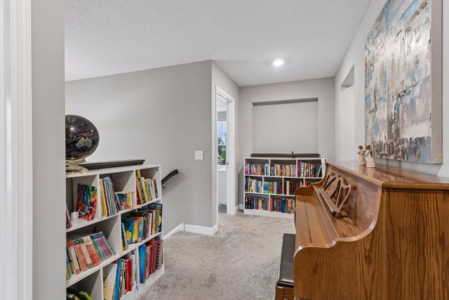 12919 Amiens Circle, Rosemount, MN 55068