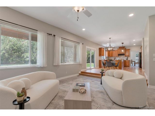 2698 Trailridge Dr W, Lafayette, CO 80026