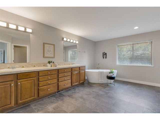 2698 Trailridge Dr W, Lafayette, CO 80026
