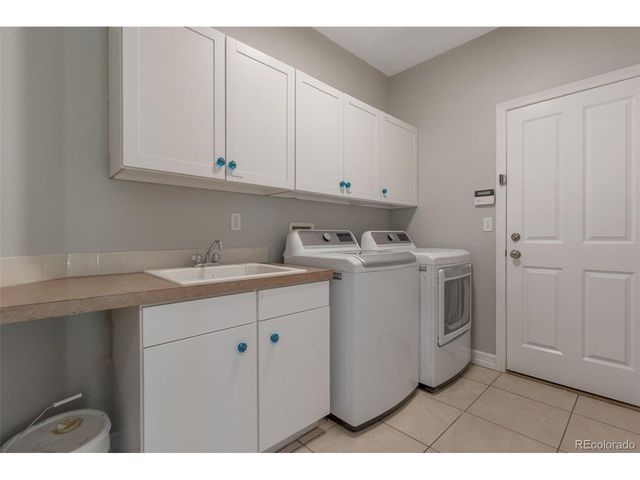 2698 Trailridge Dr W, Lafayette, CO 80026