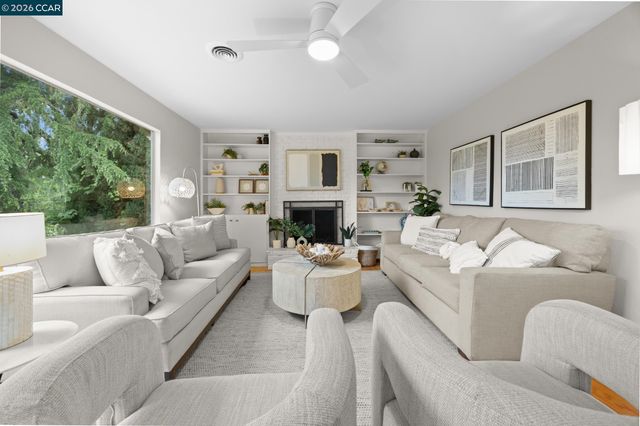 6 Lucille Way, Orinda, CA 94563