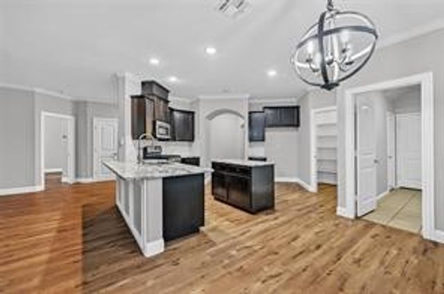 1512 Greenbrier Drive, Van Alstyne, TX 75495