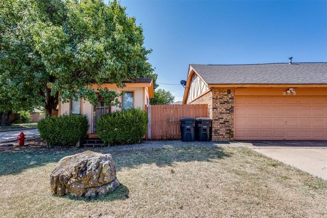 632 Wood Crest Street, Oklahoma City, OK 73160
