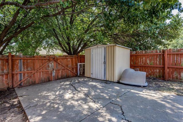 632 Wood Crest Street, Oklahoma City, OK 73160