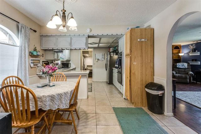 632 Wood Crest Street, Oklahoma City, OK 73160