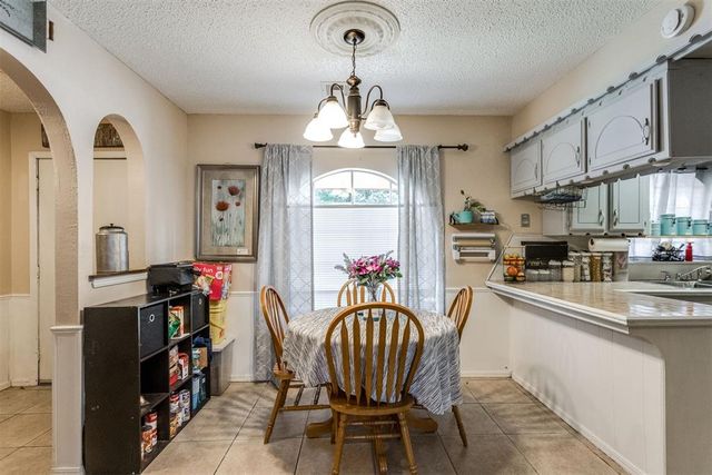 632 Wood Crest Street, Oklahoma City, OK 73160