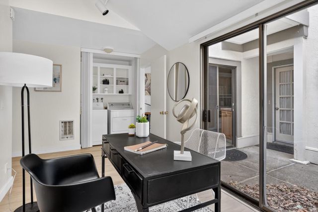 6041 Montgomery Bend, San Jose, CA 95135