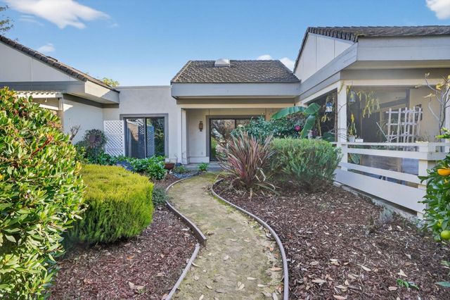 6041 Montgomery Bend, San Jose, CA 95135