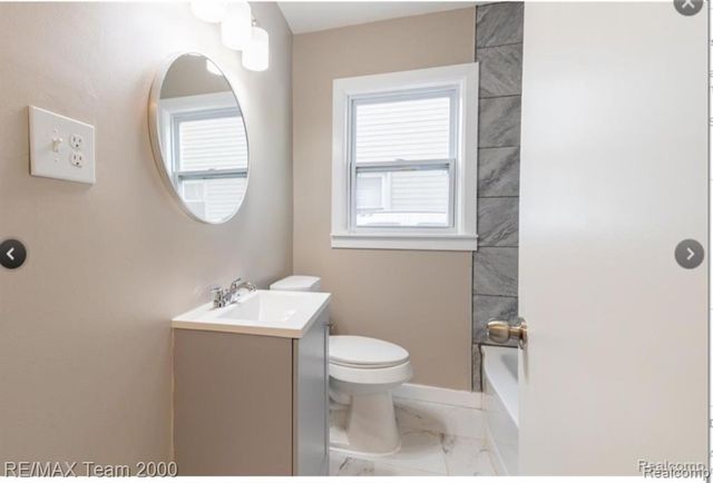 24754 Annapolis Street, Dearborn Heights, MI 48125