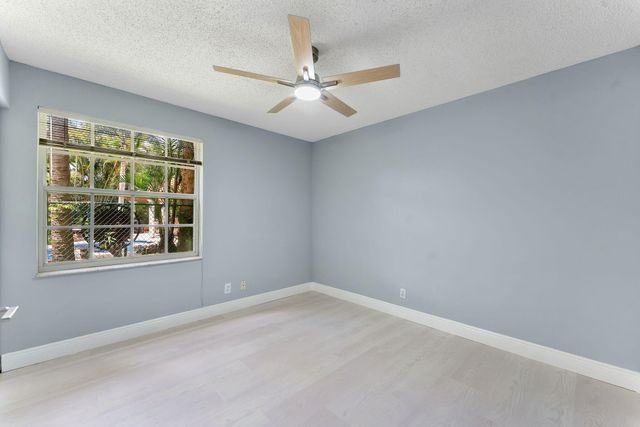 1248 Lake Breeze Drive, Wellington, FL 33414