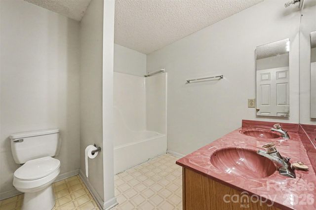 9610 Green Gable Court, Charlotte, NC 28270